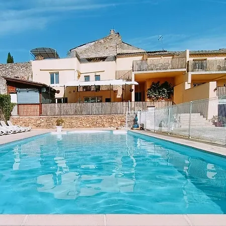 La Cour Des Miracles Aparthotel