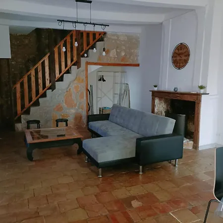 La Cour Des Miracles Aparthotel