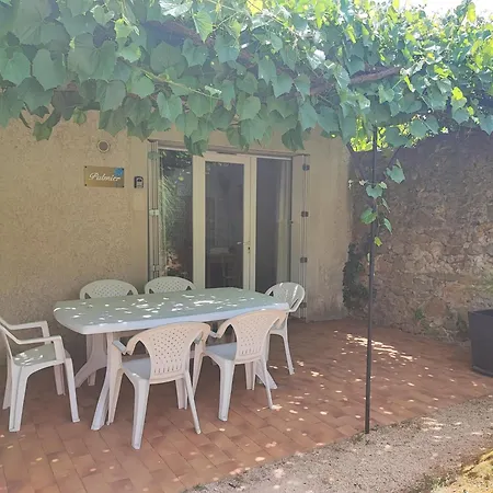 Aparthotel La Cour Des Miracles Vallon-Pont-d'Arc
