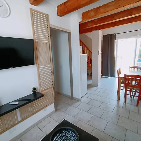 La Cour Des Miracles Aparthotel Vallon-Pont-d'Arc